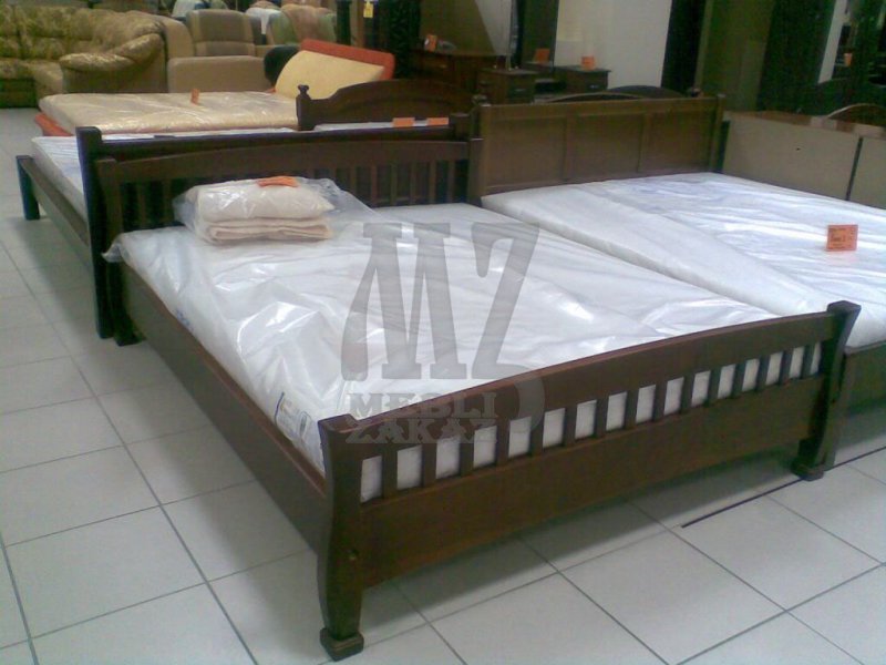 Двухспальная кровать Лион