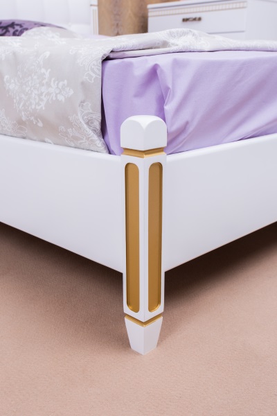 Олимп Кровать Монако с патиной и фрезеровкой (мягкая спинка)