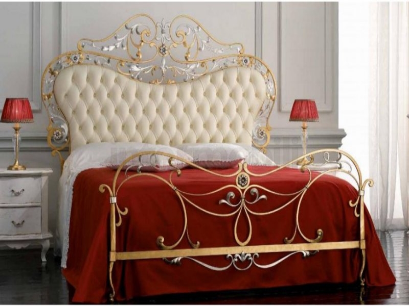 Кованные кровати (ручная работа) Кованная кровать с мягким изголовьем