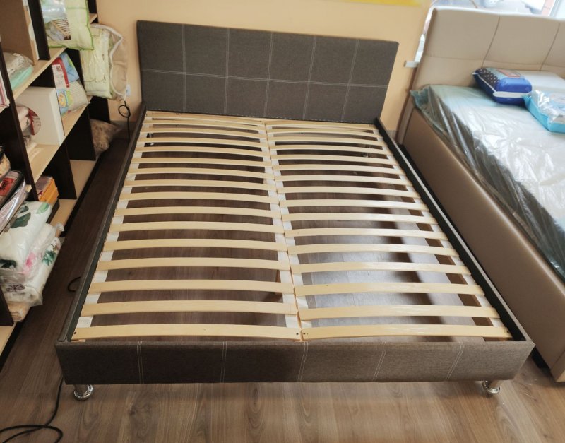 Мягкая мебель KMЗ Кровать Вена