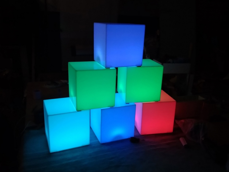 TIA-SPORT LED Светильник Куб 16 цветов + режимы