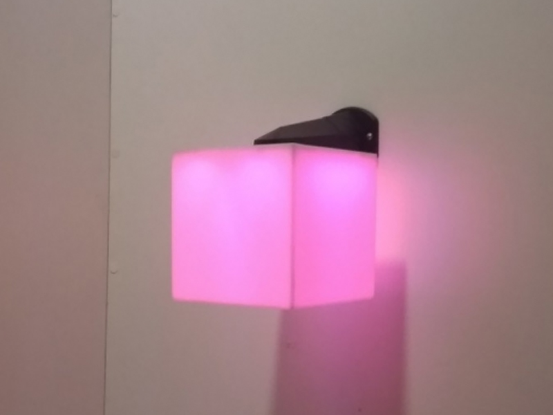 TIA-SPORT Настенный светильник Куб 20х20см с RGB подсветкой